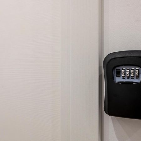 Bnbutler - Inbrera Suites - Giulianova, 1 Milano Dış mekan fotoğraf