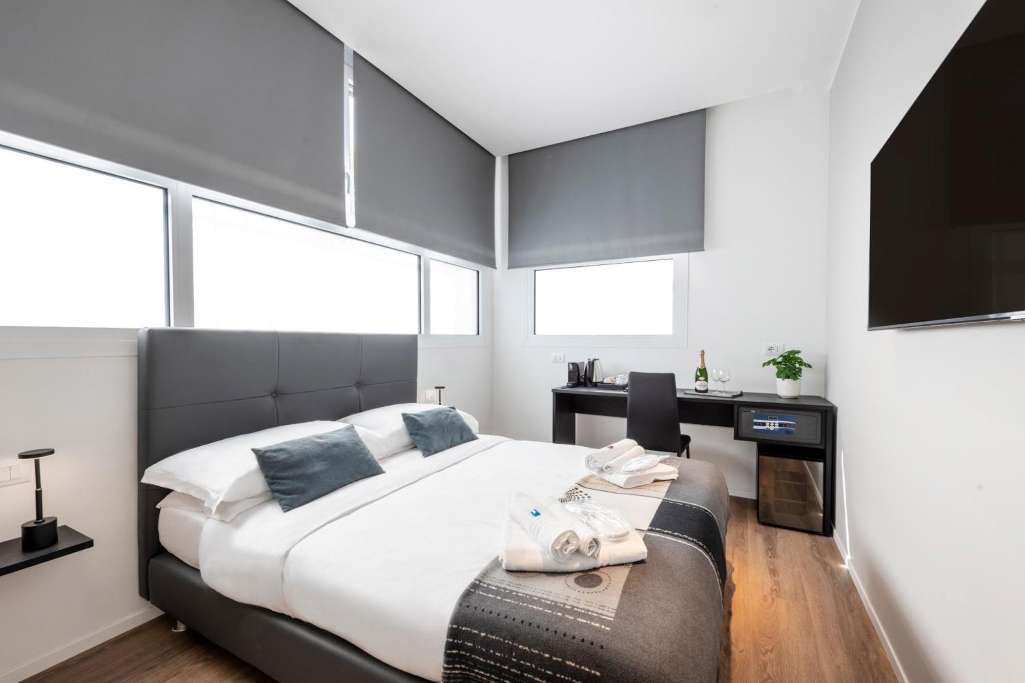 Bnbutler - Inbrera Suites - Giulianova, 1 Milano Dış mekan fotoğraf