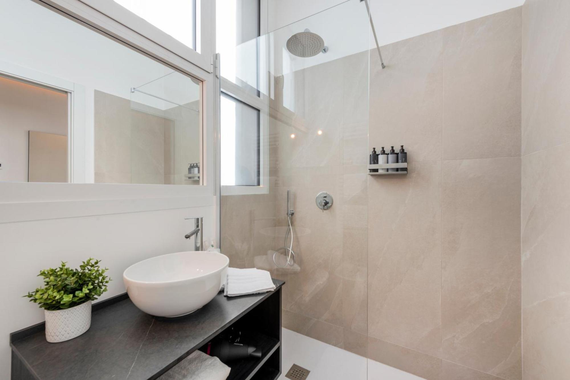 Bnbutler - Inbrera Suites - Giulianova, 1 Milano Dış mekan fotoğraf