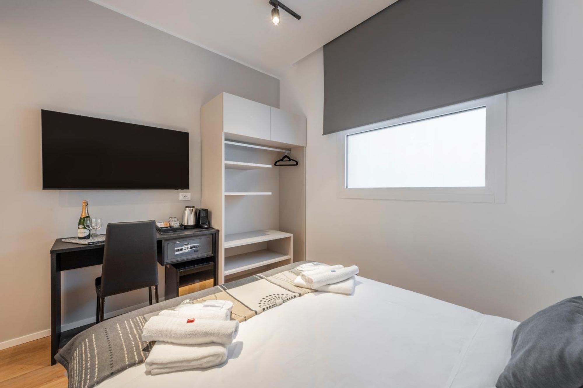 Bnbutler - Inbrera Suites - Giulianova, 1 Milano Dış mekan fotoğraf
